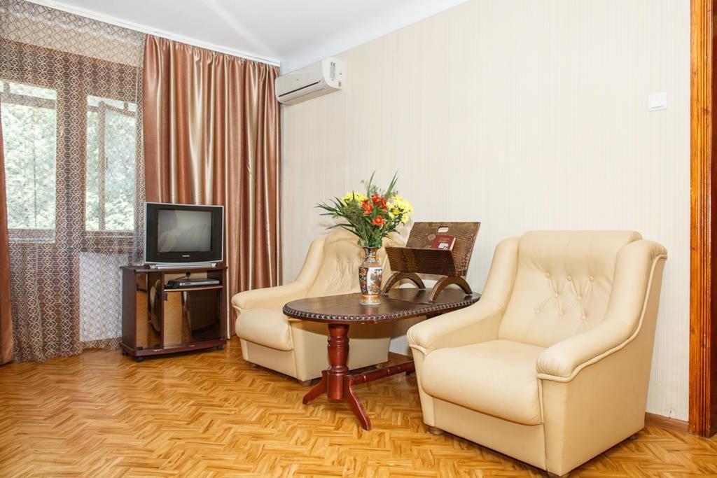 Apartment On Yatsenka Street Near Intourist Hotel Zaporizhia Εξωτερικό φωτογραφία